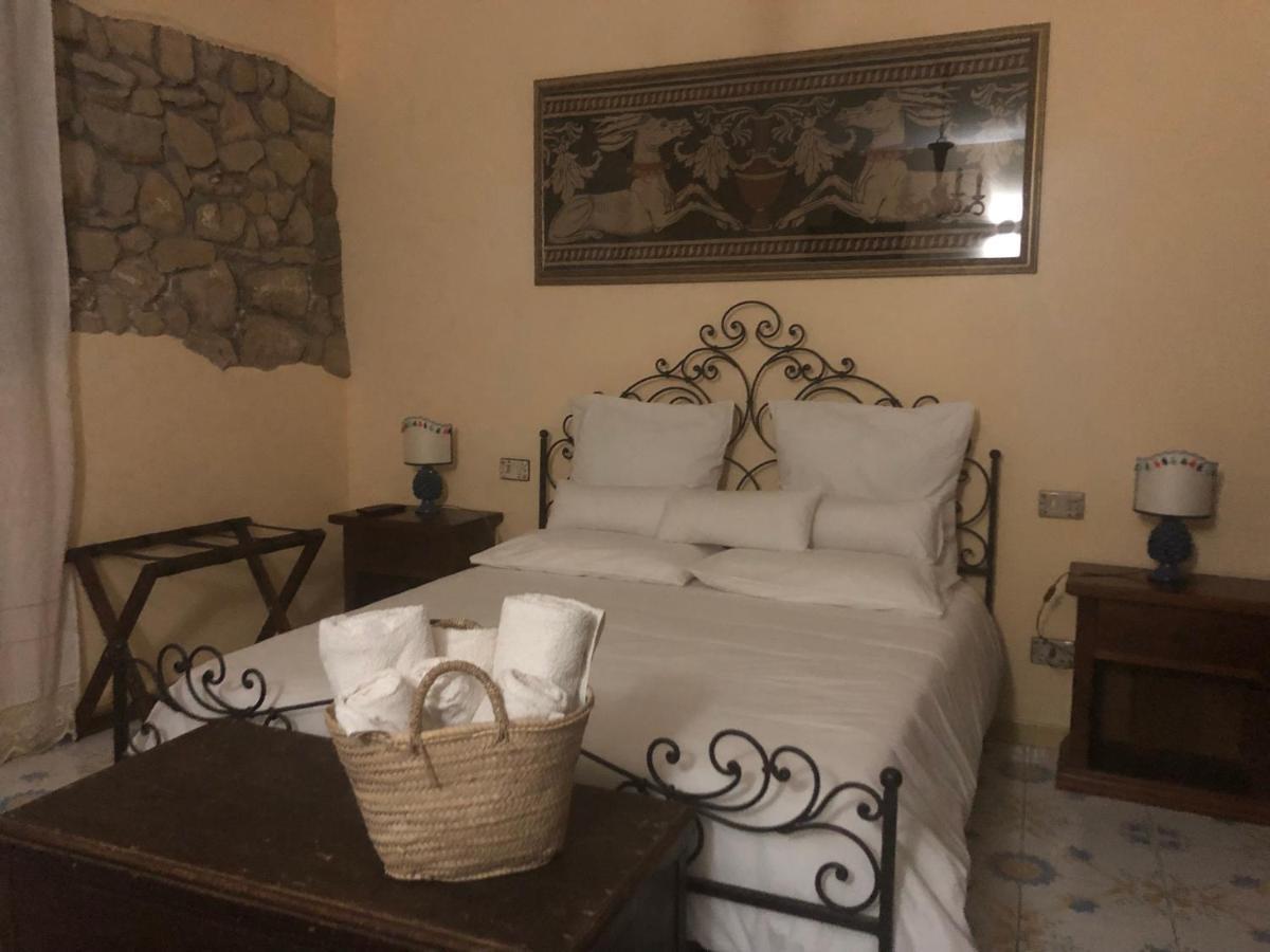 Bed and Breakfast San Noto Antica Residenza Di Caccia Ficarra Pokoj fotografie
